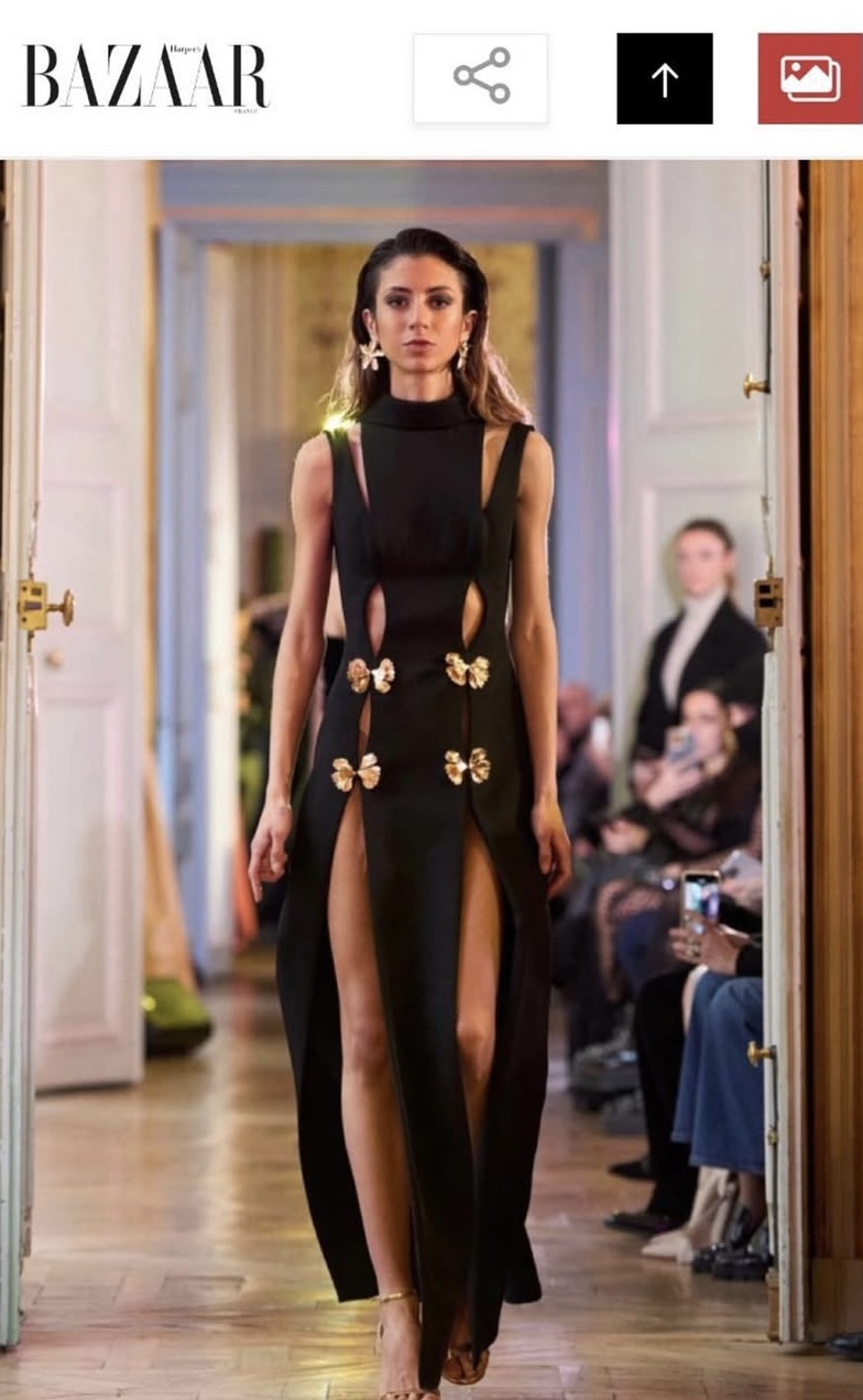 Lina Reinhard walking runway
